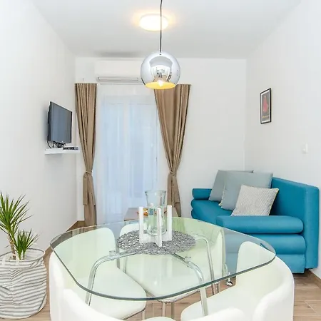 La Vie Apartment